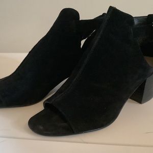 Nine West Open Toe Bootie Sz 10
